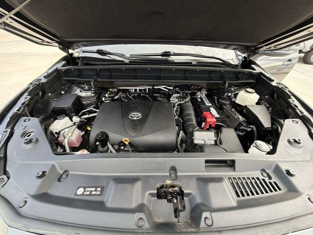 Certified Used 2021 MAGNETIC GRAY MET. Toyota  image 34