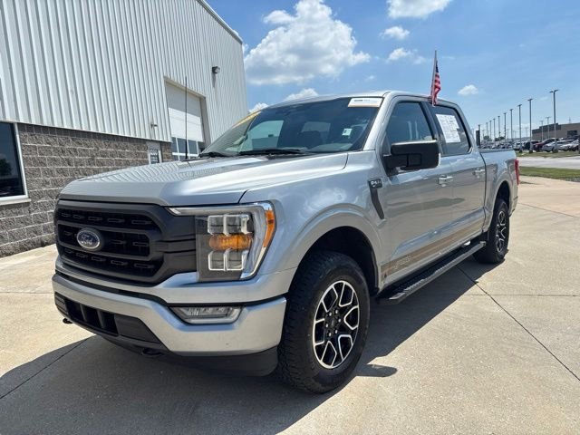 Used 2023 Silver Ford XLT image 5