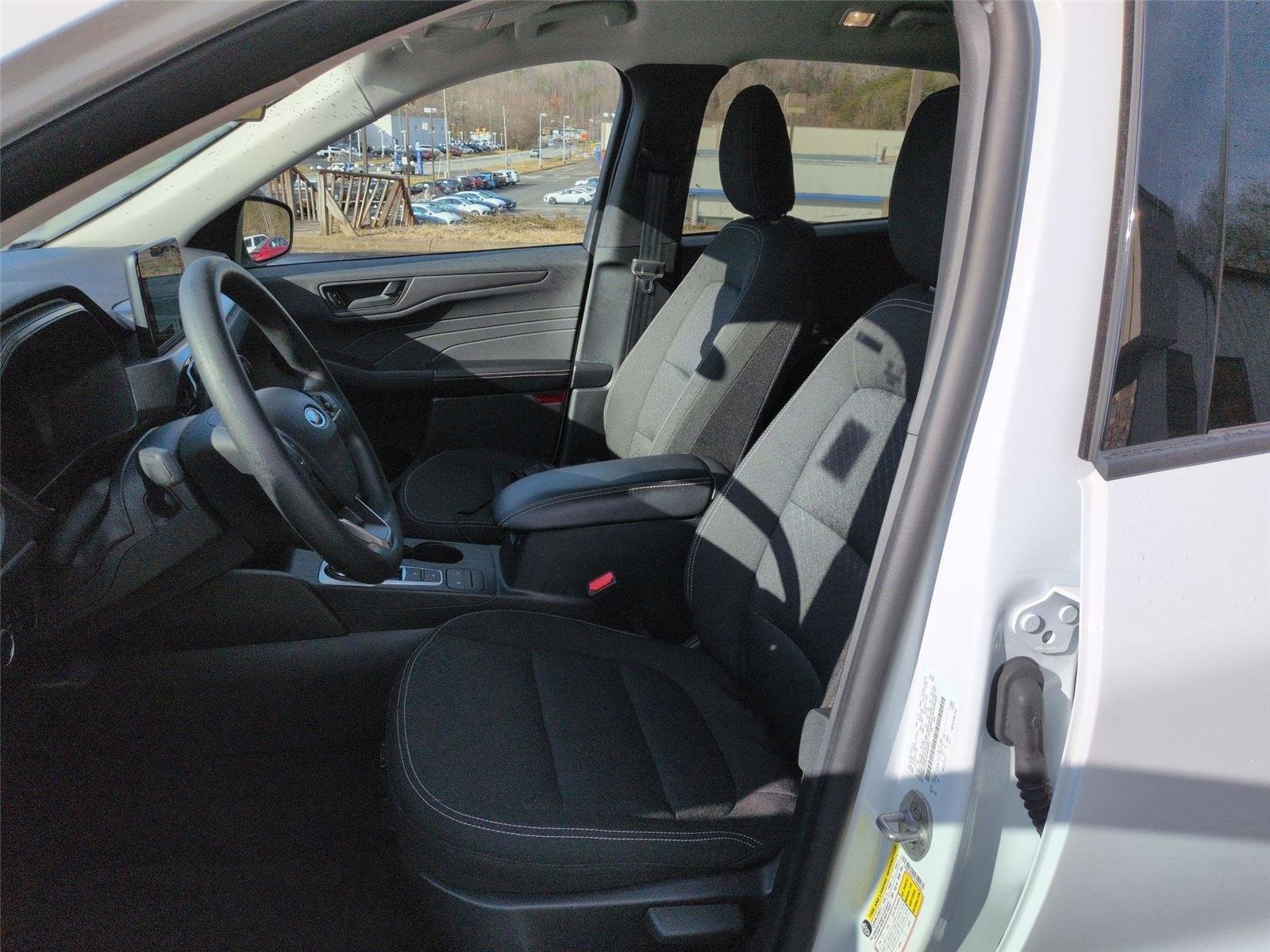 Used 2025 Oxford White Ford Active image 22