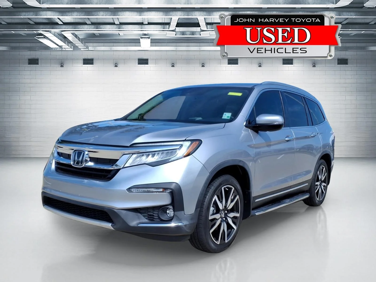2022 Honda Pilot Touring W/Rear Captain'S Chairs