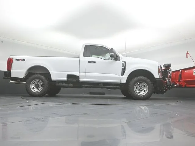 New 2026 Oxford White Ford XL image 31