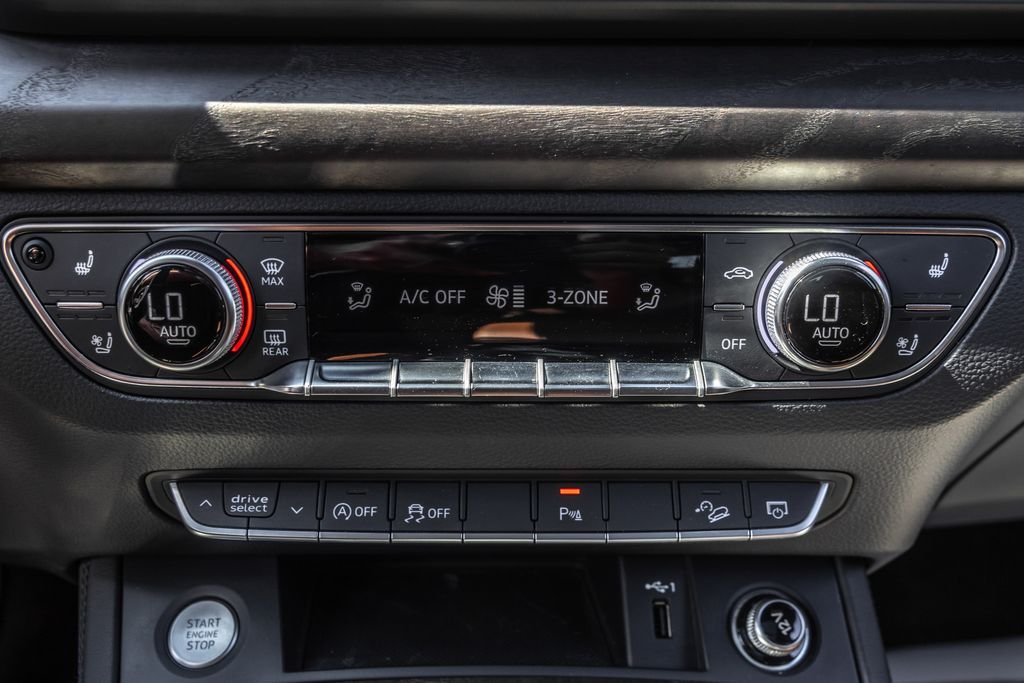 Used 2018  Audi 2.0T Prestige image 21