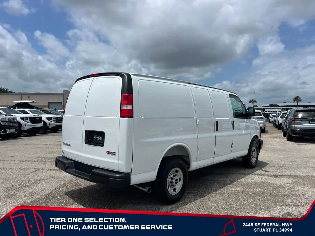 New 2026 Summit White GMC Work Van image 7