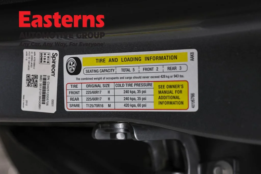 Used 2024 Gray Chevrolet LT image 33