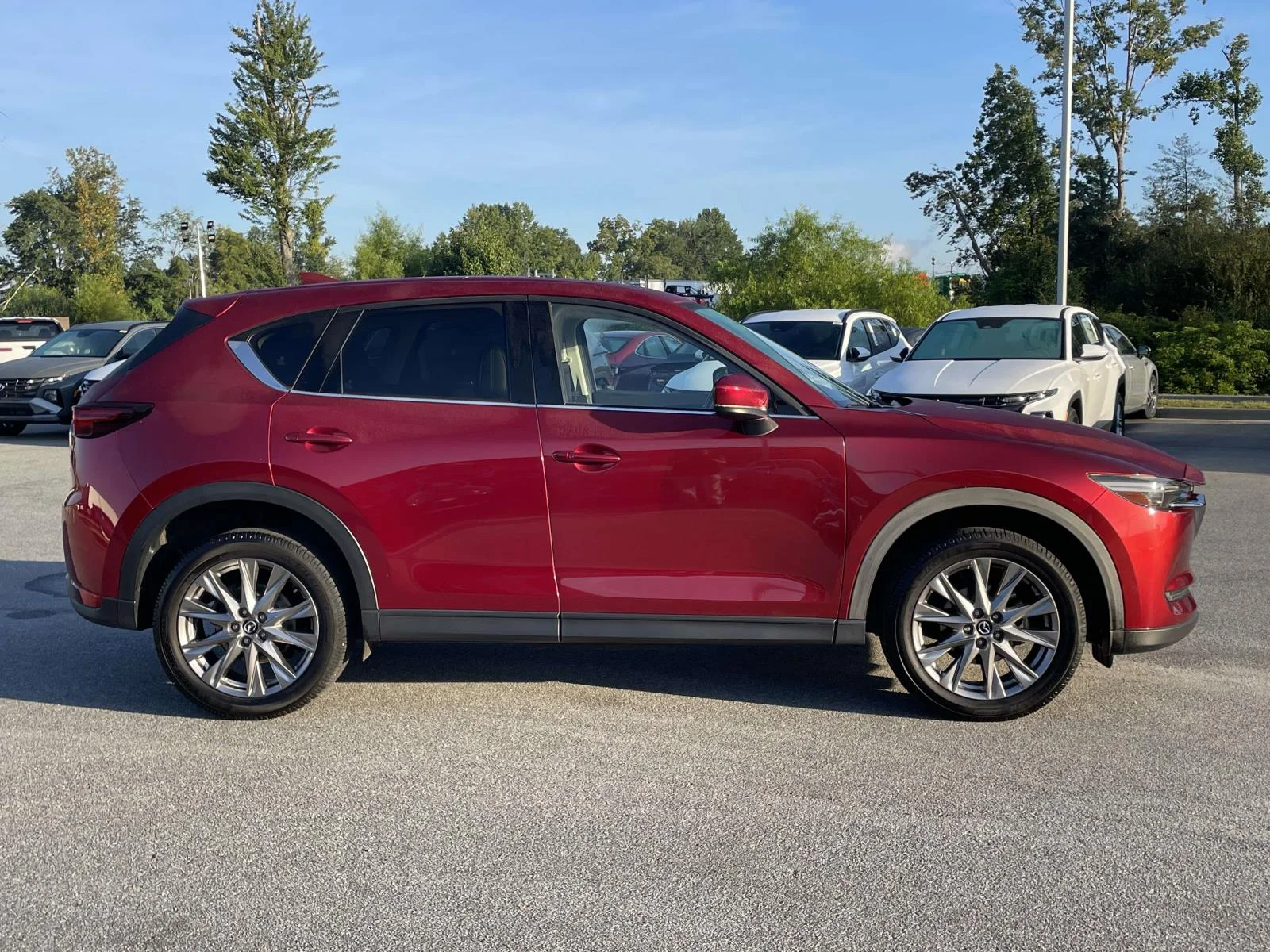 Used 2021 Soul Red Crystal Metallic Mazda Grand Touring image 29