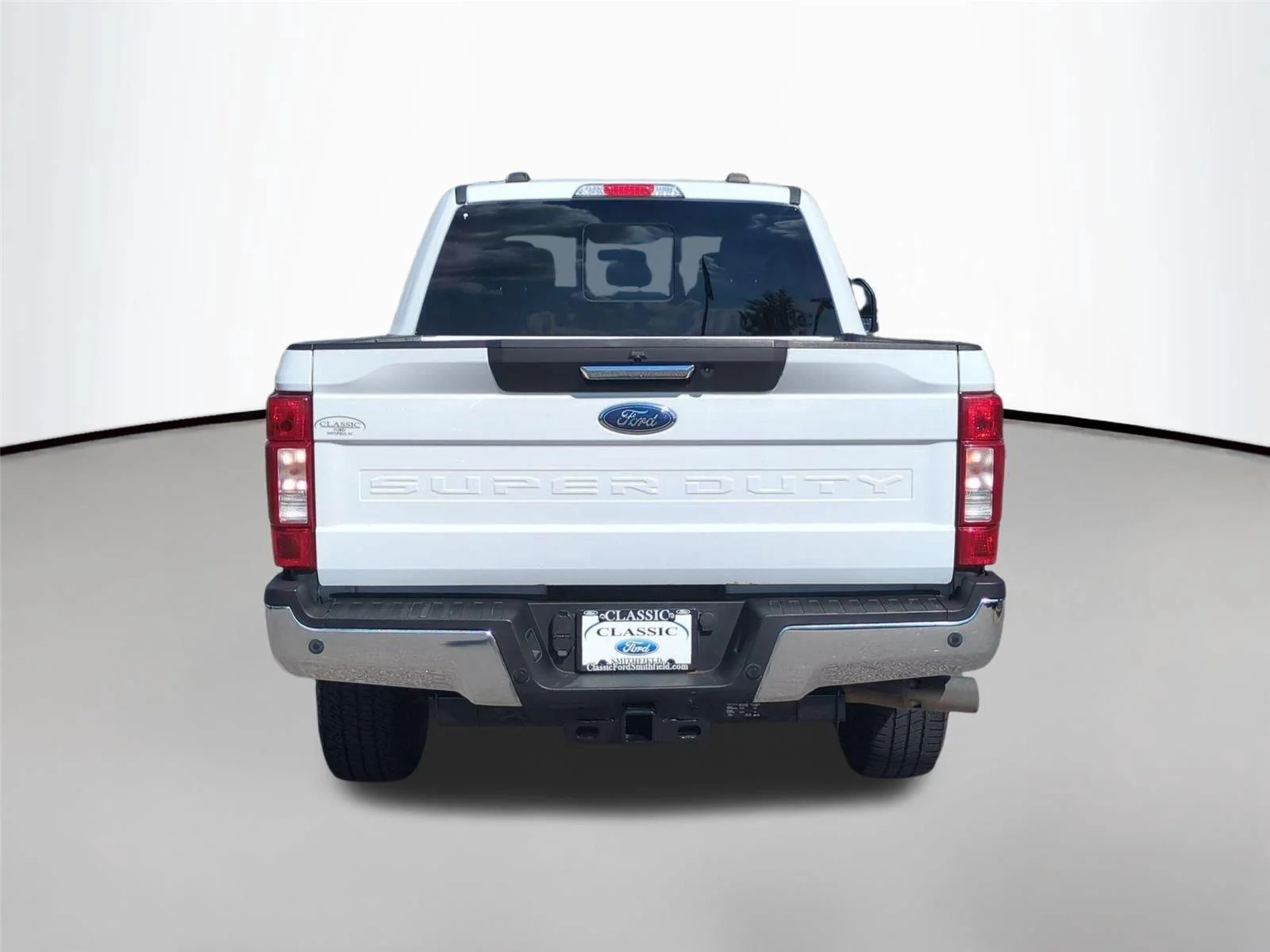 Used 2021 Oxford White Ford Lariat image 4