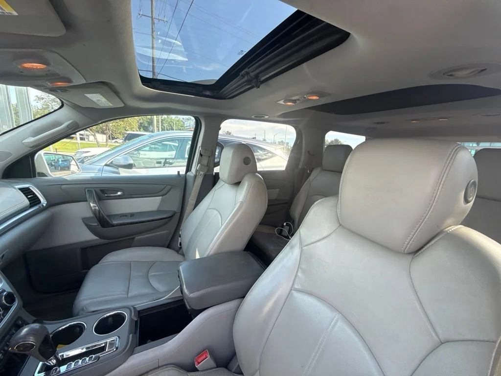 Used 2016 Silver GMC SLT-1 image 7