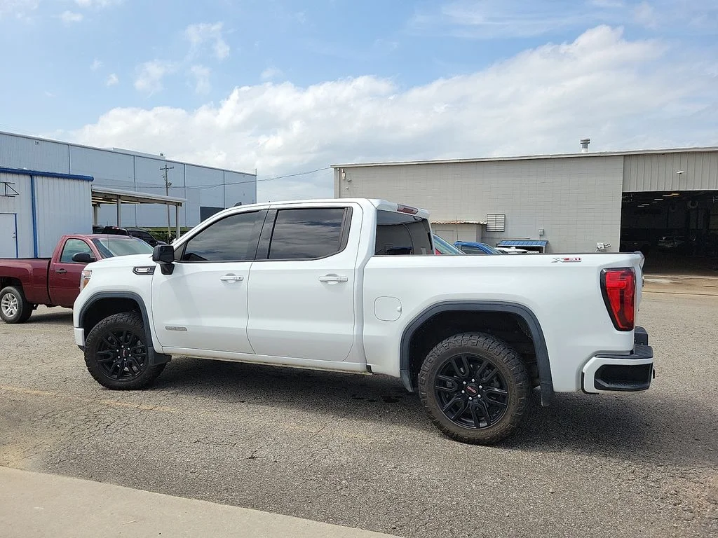 Used 2021 Summit White GMC Elevation image 3