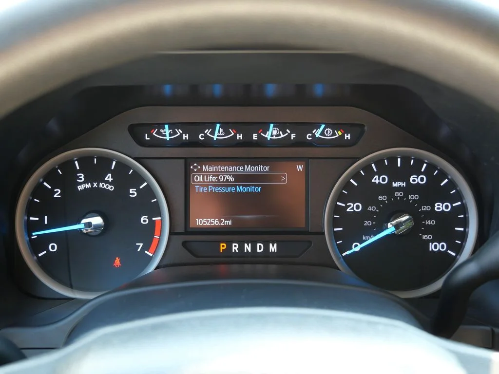 Certified Used 2022 Gray Ford XLT image 26