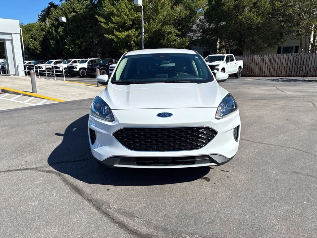 Used 2020 Ford Escape SE with VIN 1FMCU0G62LUA91650 for sale in Pinehurst, NC