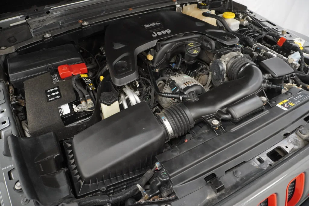 Used 2019 Gray Jeep Sport S image 50