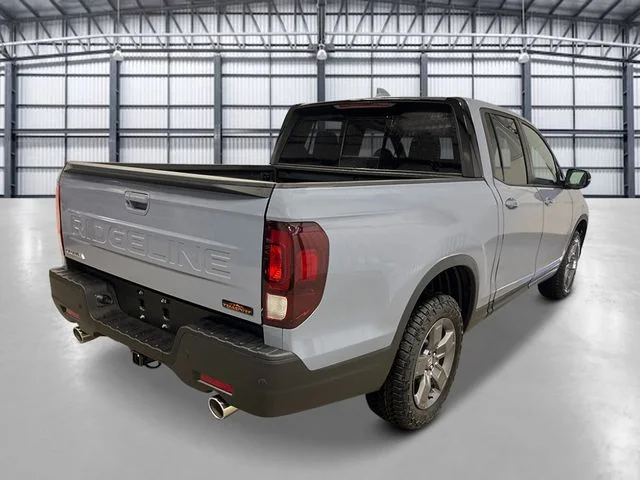New 2026 Sonic Gray Pearl Honda TrailSport image 5