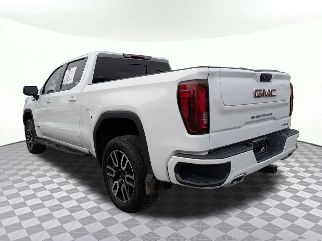 Certified Used 2024 Summit White GMC AT4 image 5