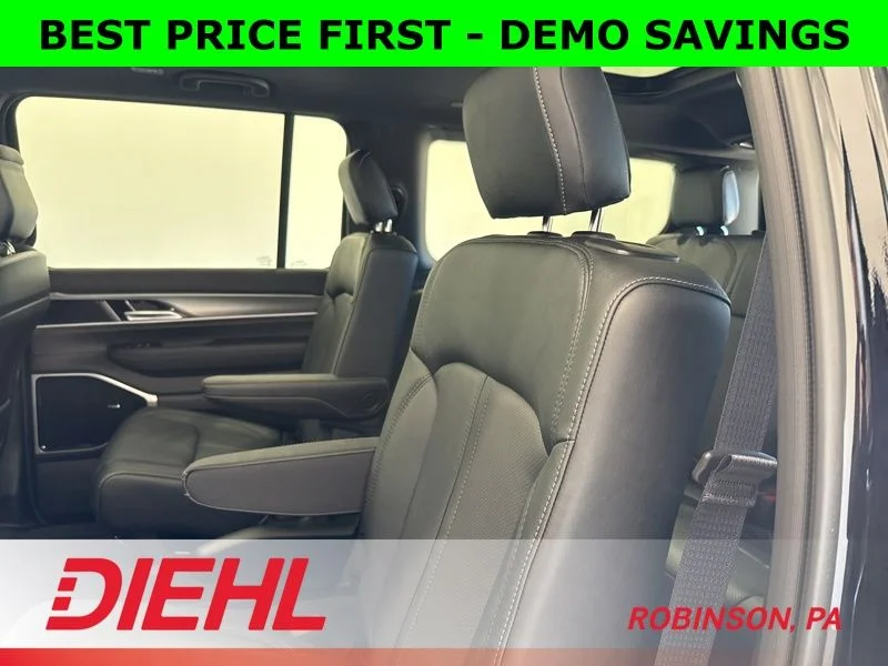 New 2026 High Gloss Black Exterior Paint Jeep Limited Altitude image 21