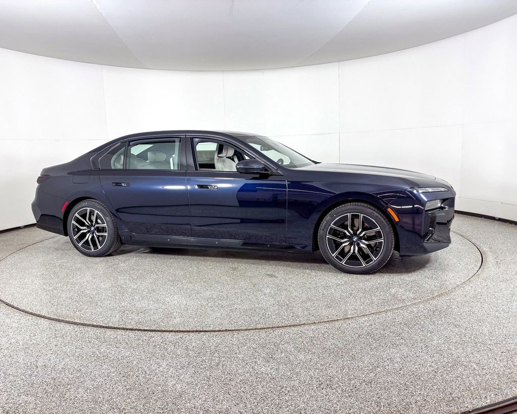New 2025 Carbon Black Metallic BMW 750e xDrive image 3