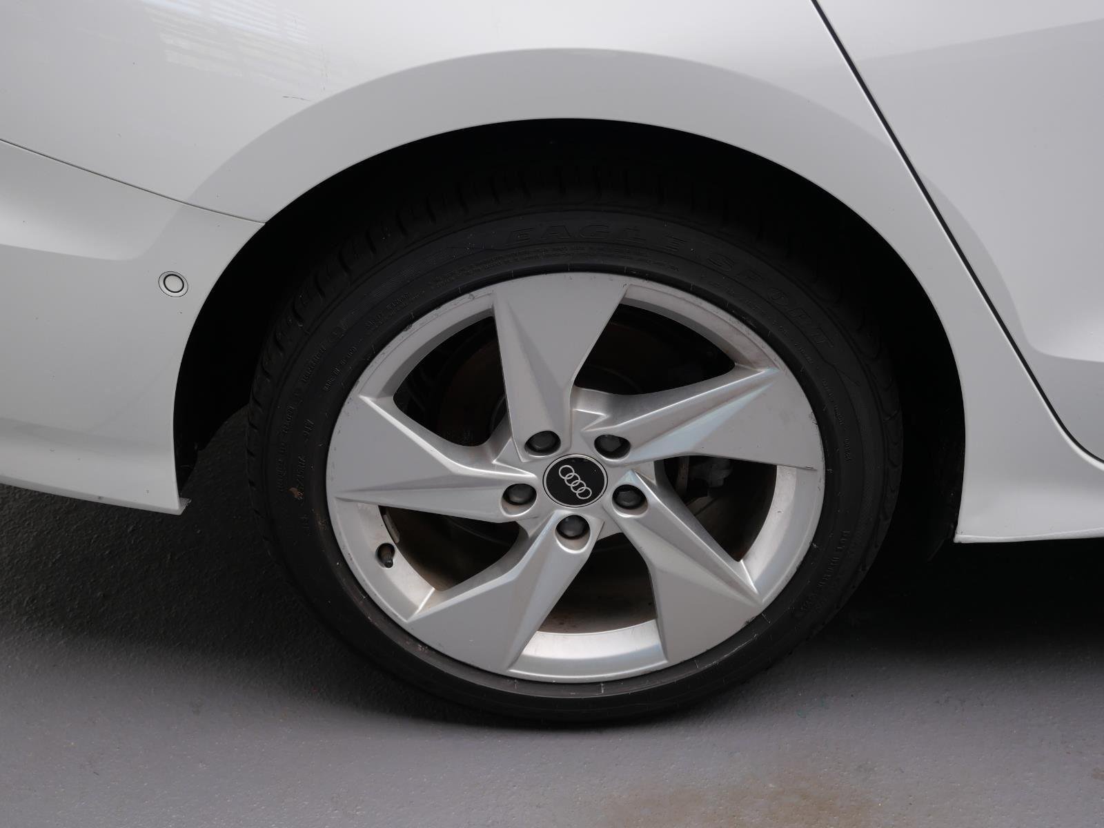 Used 2022 Ibis White Audi Premium image 5