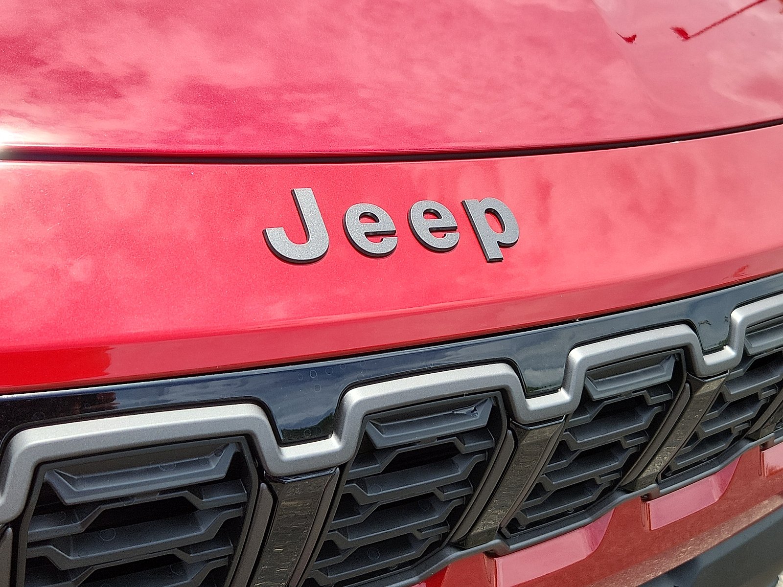 New 2026 Red Hot Pearl-Coat Exterior Paint Jeep Limited 4x4 image 17