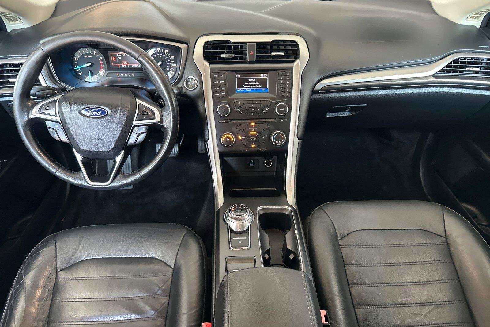 Used 2017 Magnetic Ford SE image 13