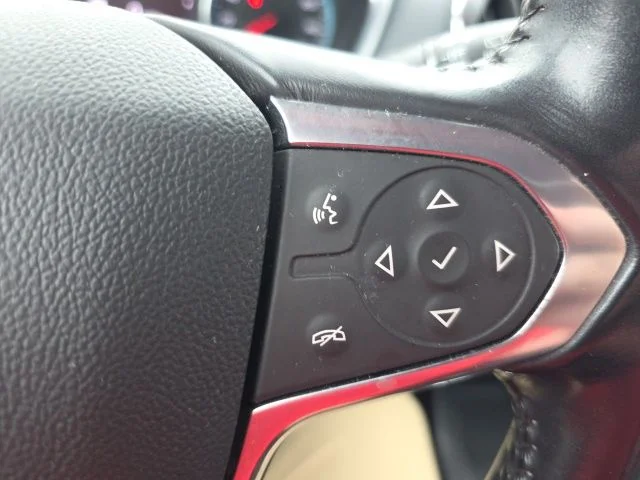 Used 2021 Silver Chevrolet LT Leather image 18