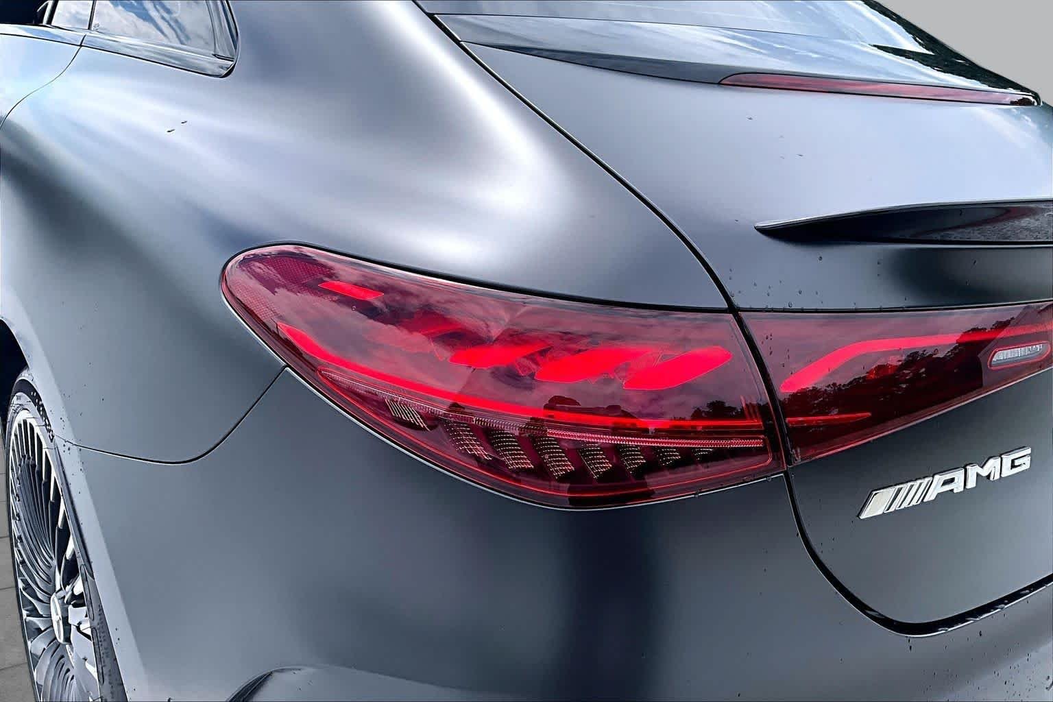 Used 2023 MANUFAKTUR Graphite Grey Magno Mercedes-Benz AMG® EQE image 28