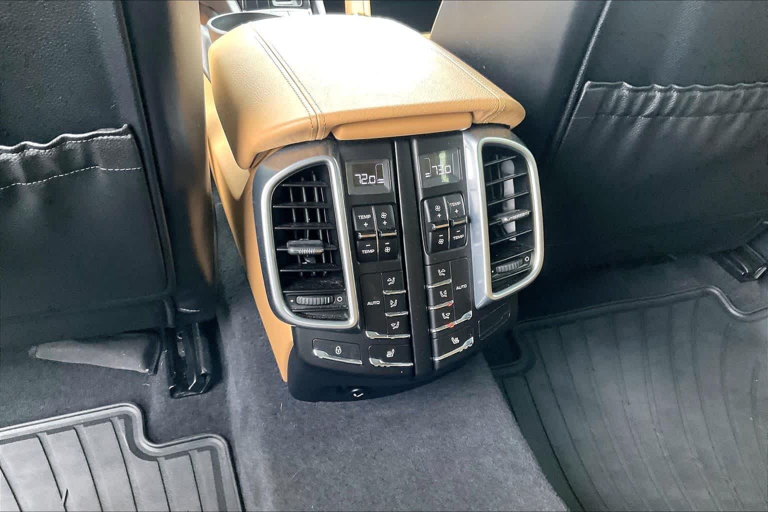 Used 2018 Black Porsche  image 34