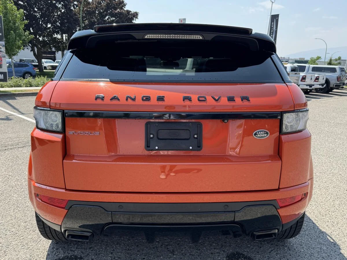 Used 2015 Orange Land Rover Dynamic Premium 5 image 7