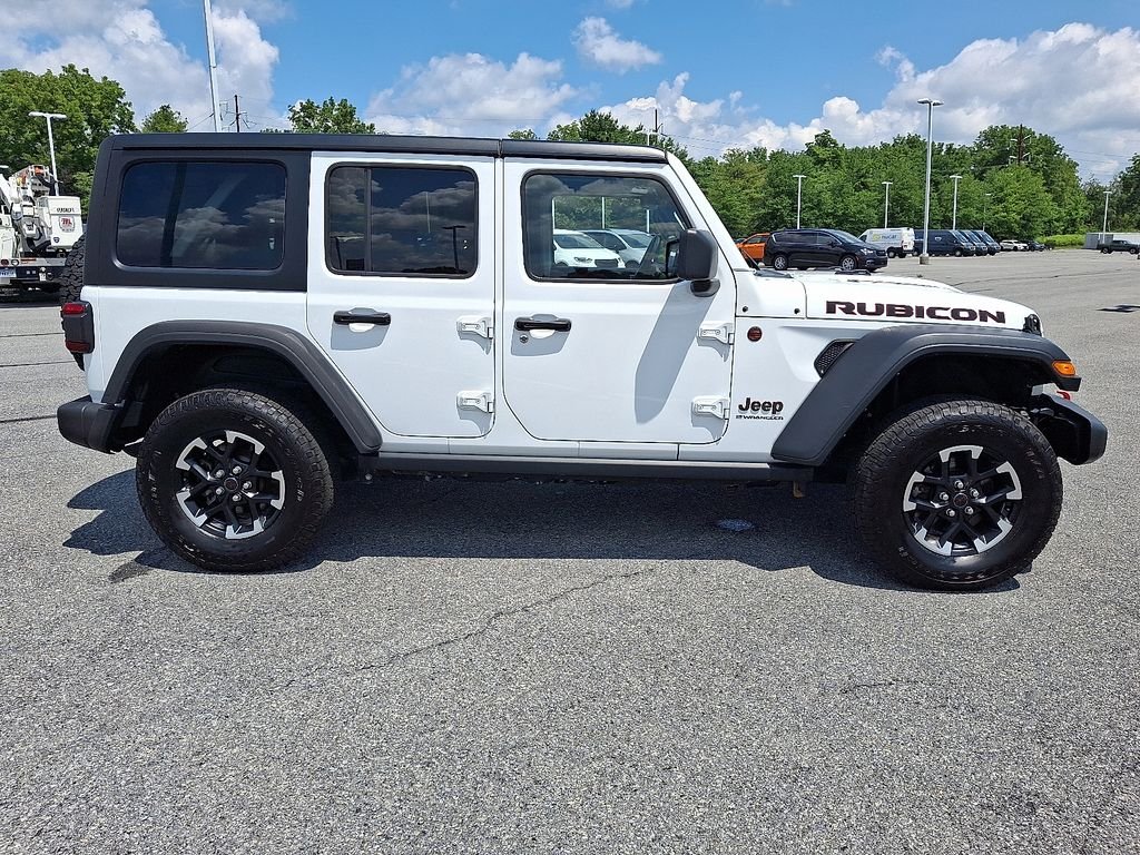 Used 2024 White Jeep Rubicon image 8