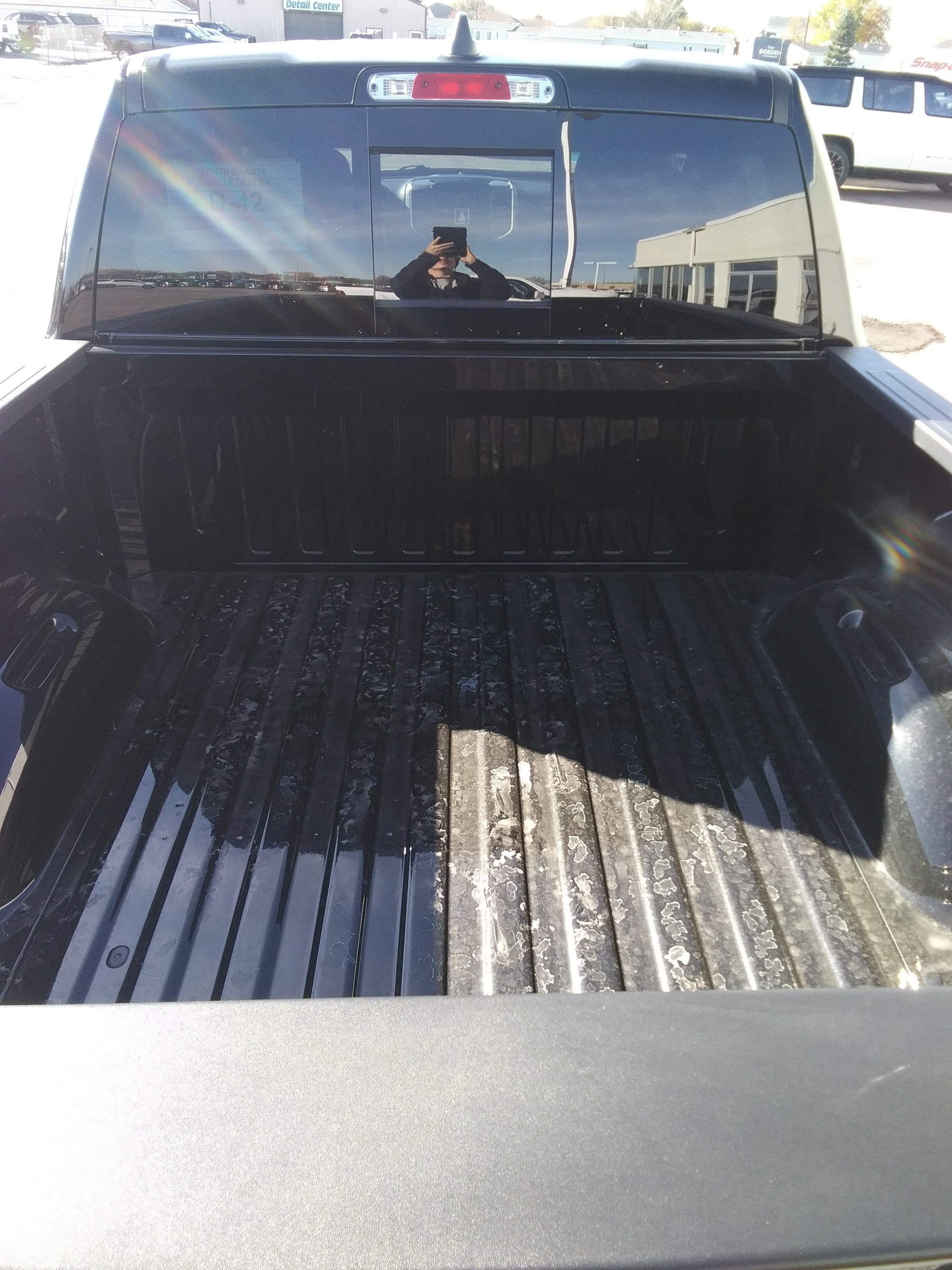 New 2026 Diamond Black Crystal Pearl-Coat Exterior Paint RAM Big Horn/Lone Star image 7