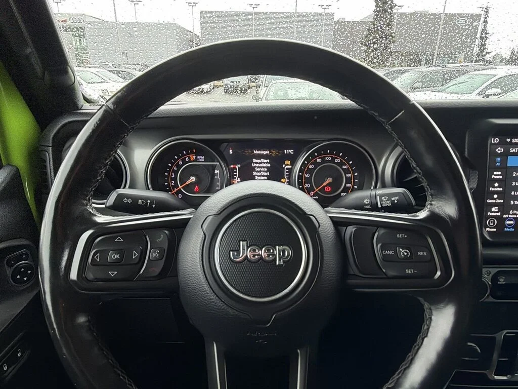Used 2021  Jeep Sport Technology Group   Cold Weather Group image 22