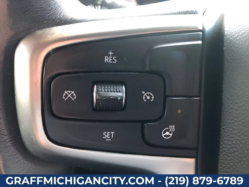 Used 2022 OXFORD BROWN METALLIC Chevrolet LT image 31