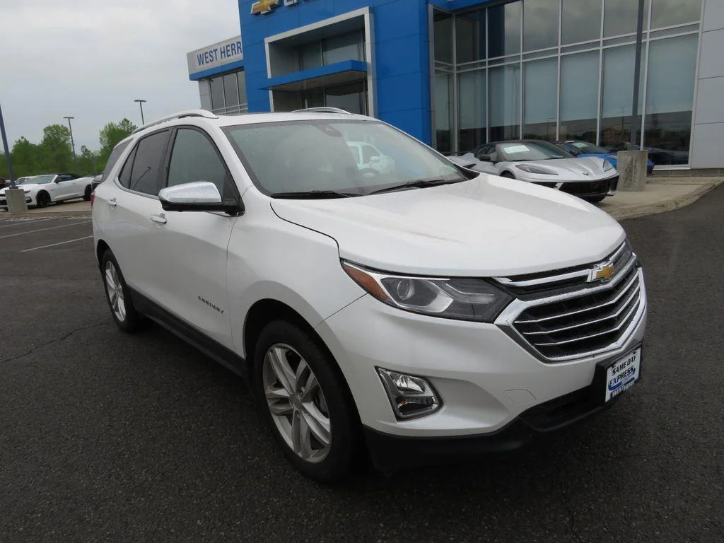 Used 2021 Pearl Chevrolet Premier image 2