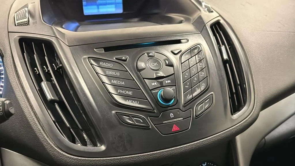 Used 2014 Tuxedo Black Ford SE image 18
