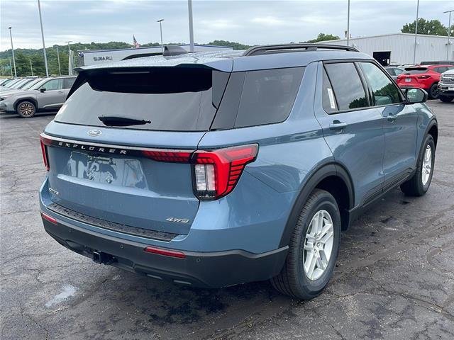 New 2026 Vapor Blue Metallic Ford Active image 37