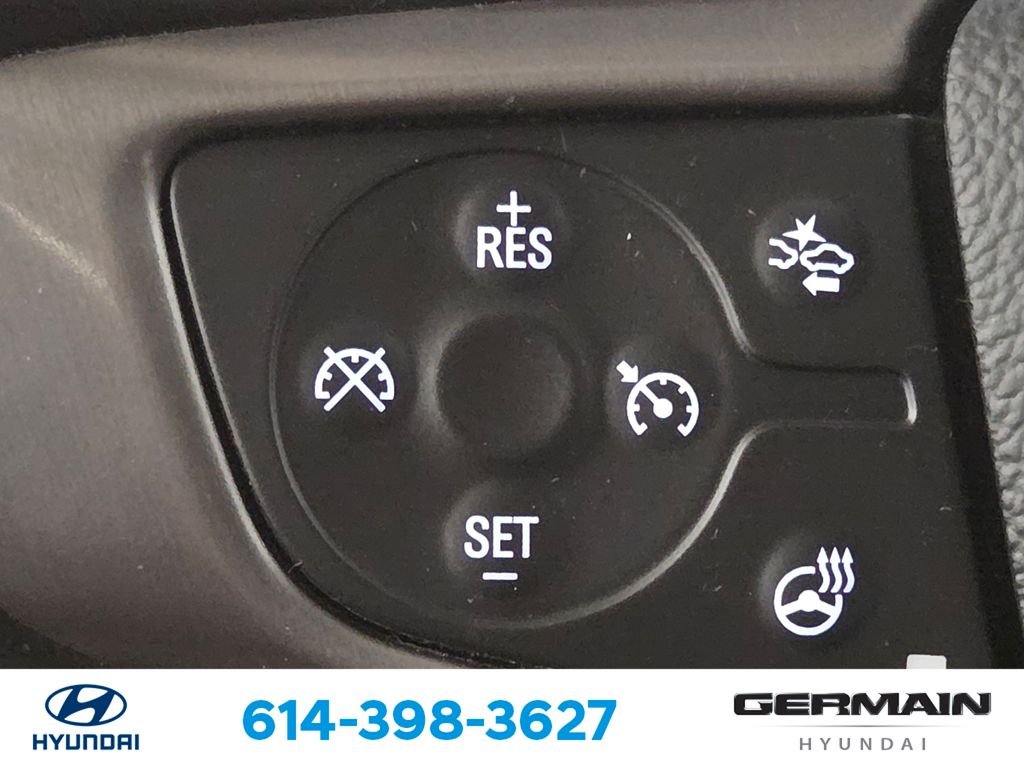 Used 2021 Gray GMC AT4 w/Leather image 31