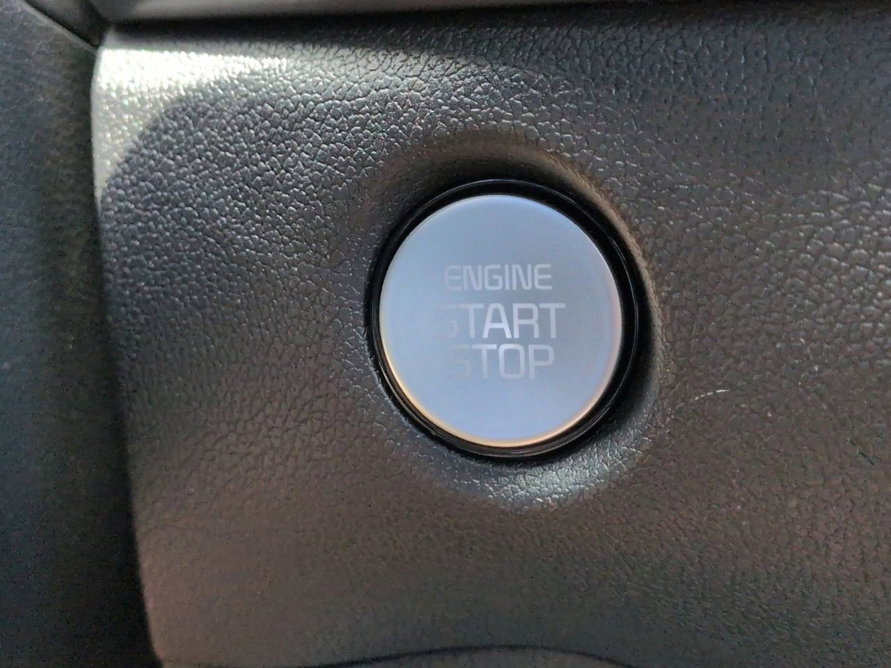 New 2026 Glacial White Kia LX image 33