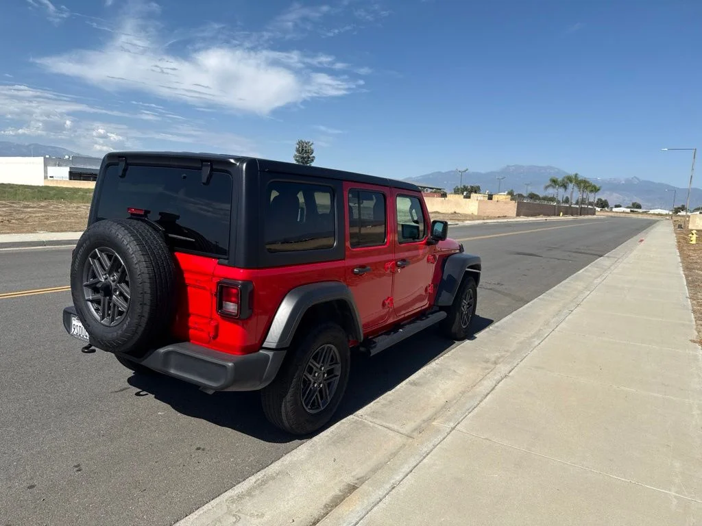 Used 2025 Red Jeep Sport S image 8