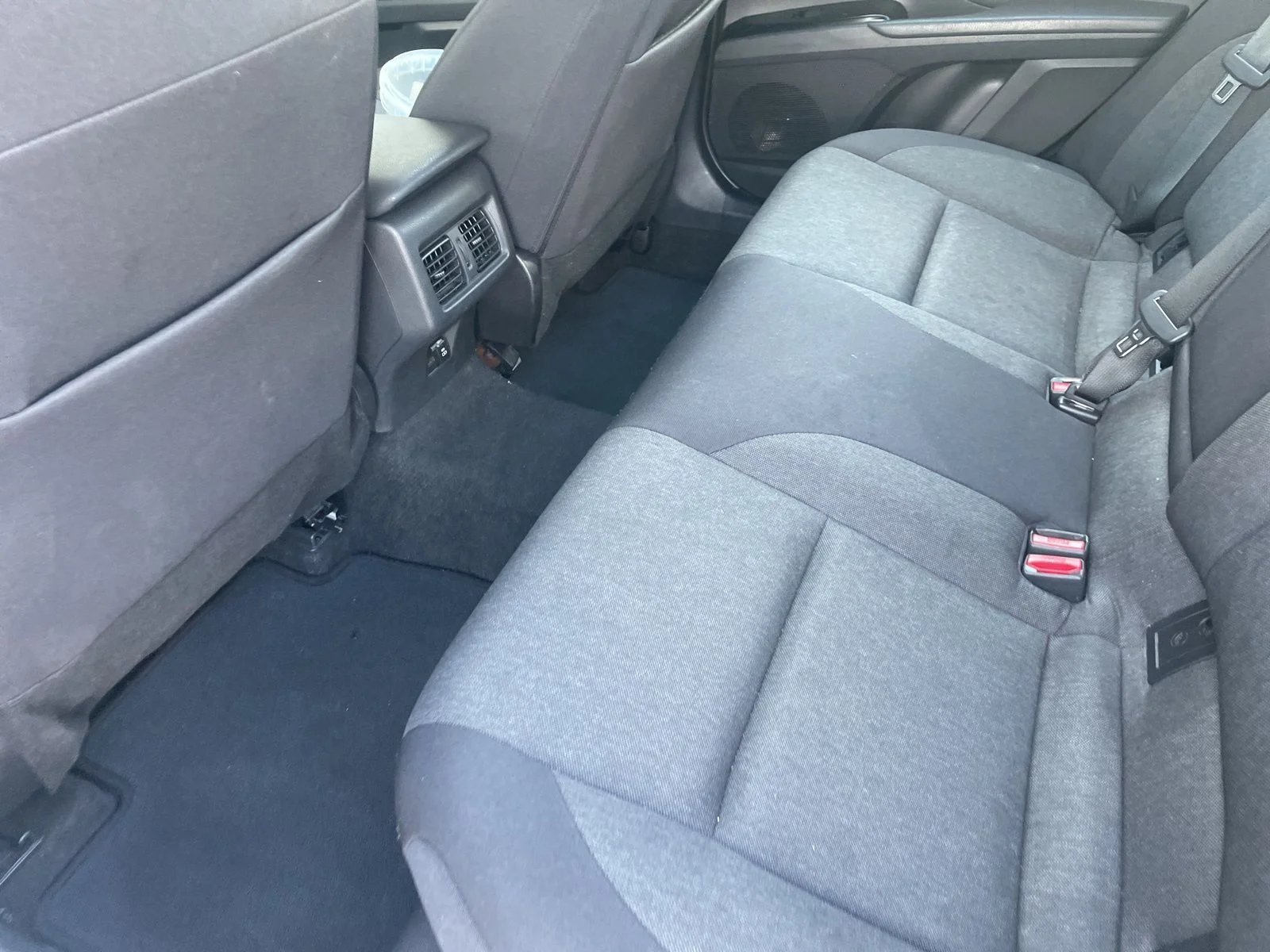 Used 2025 White Toyota LE image 16