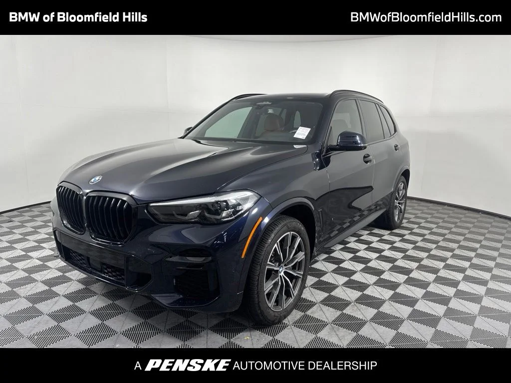 Used 2022 Black BMW xDrive40i image 1