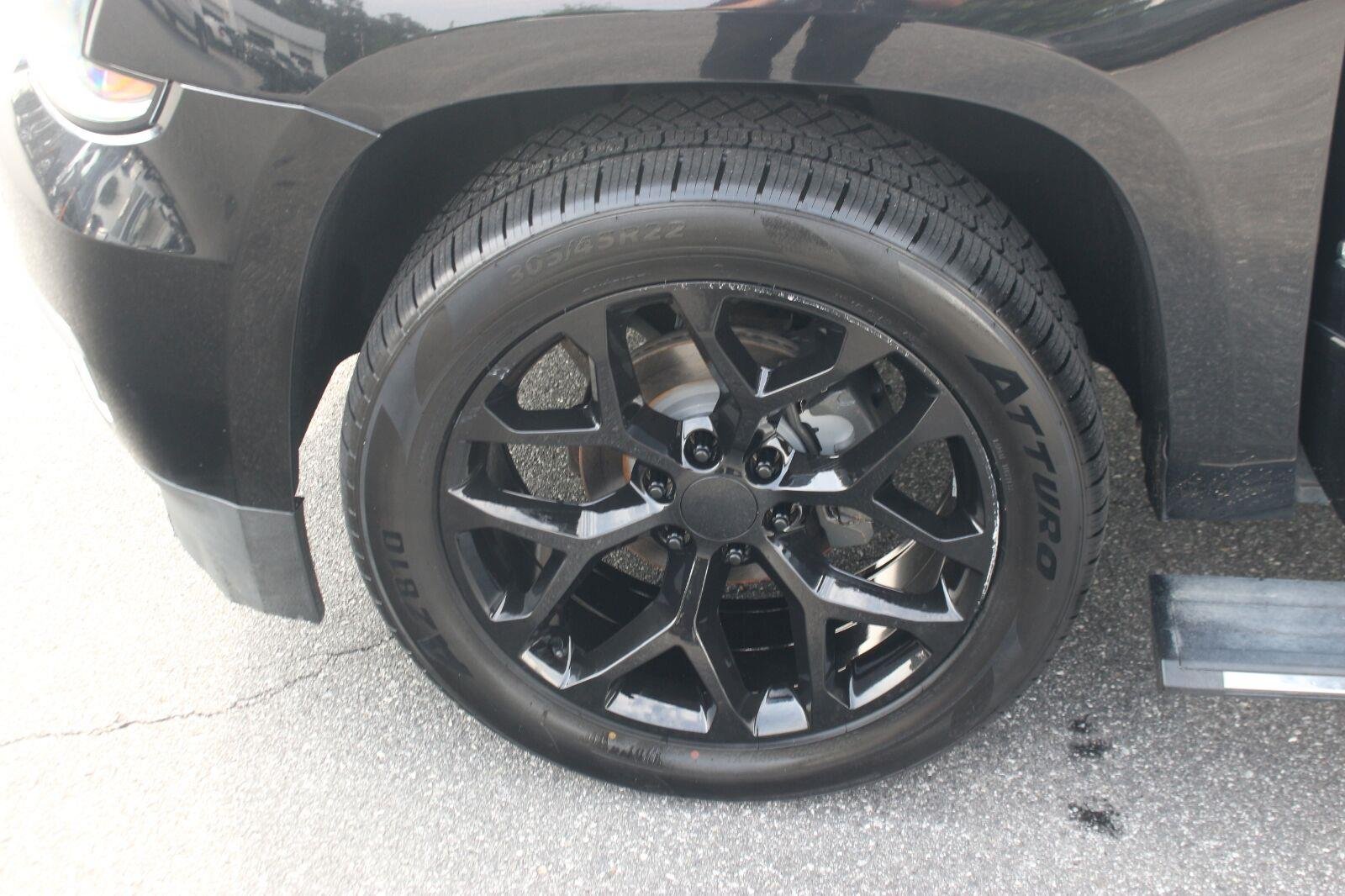 Used 2020 BLACK Chevrolet Premier image 42