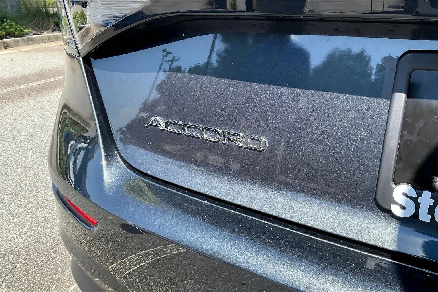 Used 2025 Meteorite Gray Metallic Honda SE image 31