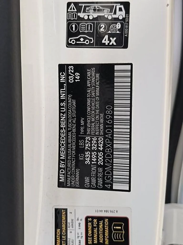 Used 2023 White Mercedes-Benz 450 image 16