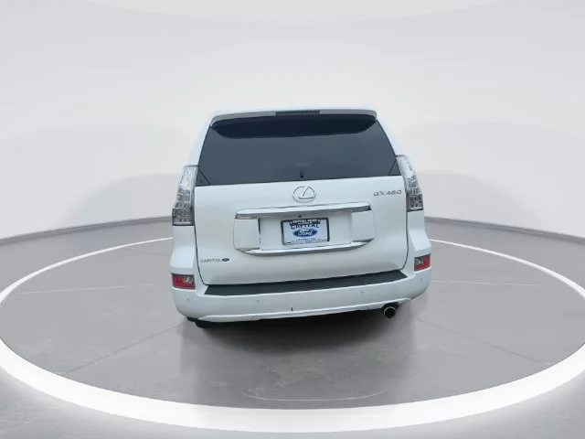 Used 2019 White Lexus 460 image 7