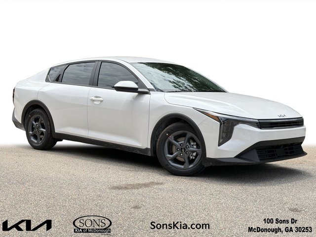 2026 Kia K4 LXS