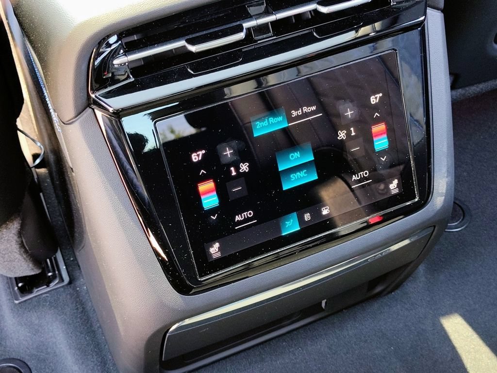2026 Cadillac Escalade IQ Sport - Photo 43