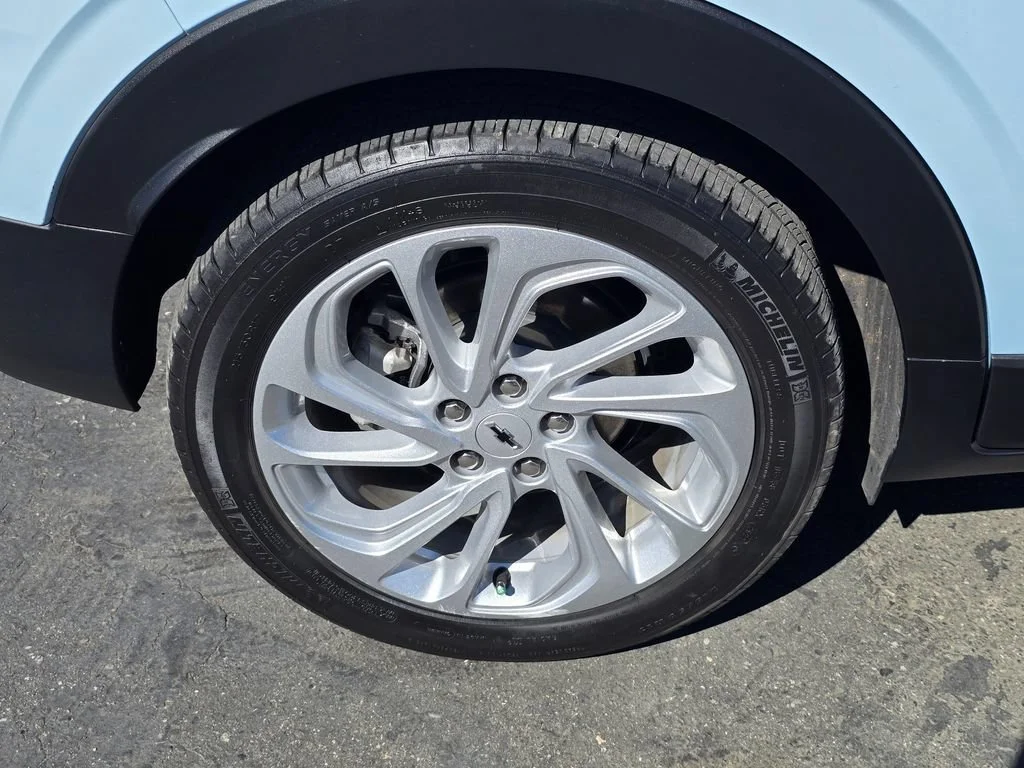 Used 2022 ICE BLUE METALLIC Chevrolet LT image 9