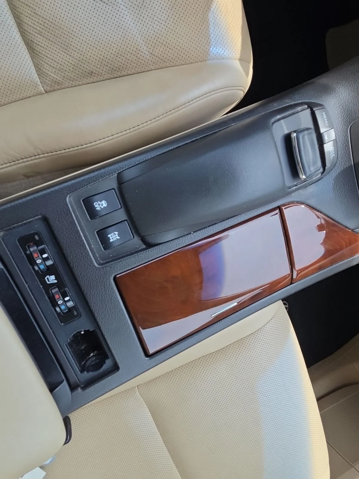 Used 2015  Lexus 350 image 21