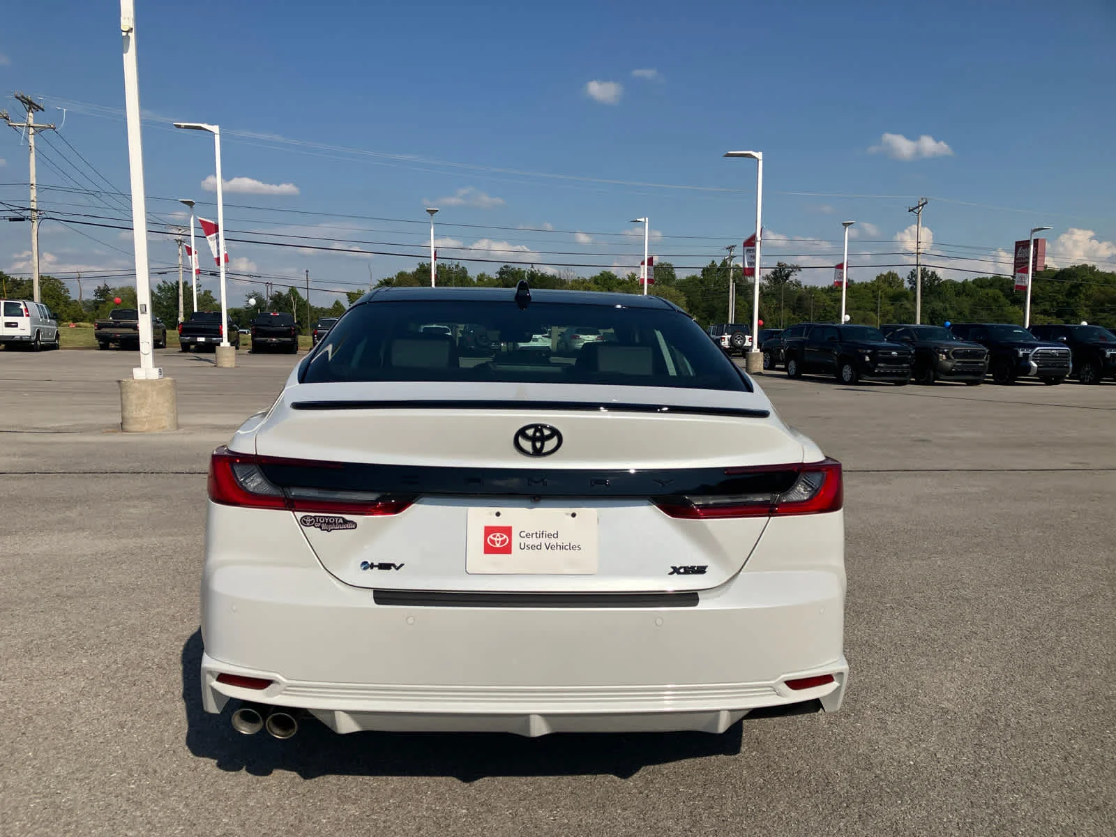 Certified Used 2026 Wind Chill Pearl w/Midnight Black Metallic Roof Toyota XSE image 8