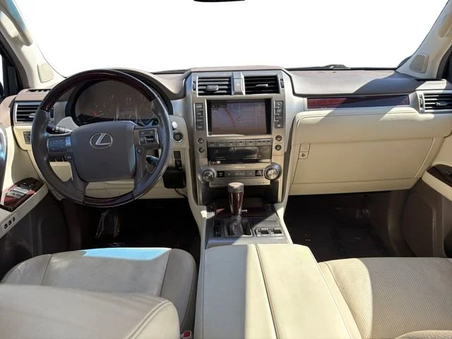 Used 2018 White Lexus GX 460 image 14