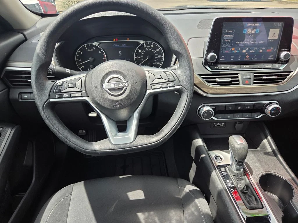Used 2025 Black Nissan 2.5 SV image 22