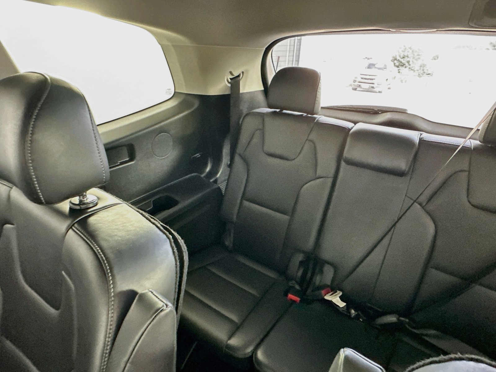 2025 Kia Telluride S - Photo 32